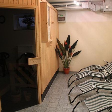 Mueritz Landhotel Gruener Baum Gotthun Ngoại thất bức ảnh