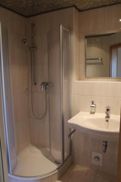 Mueritz Landhotel Gruener Baum Gotthun Phòng bức ảnh
